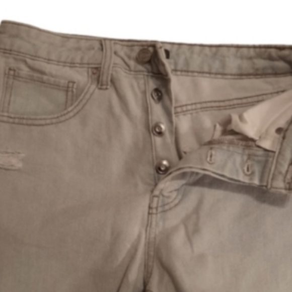 Wild Fable Women's Jeans Shorts Size 2 Blue High Rise Cut Off Light Wash Denim - Picture 12 of 14